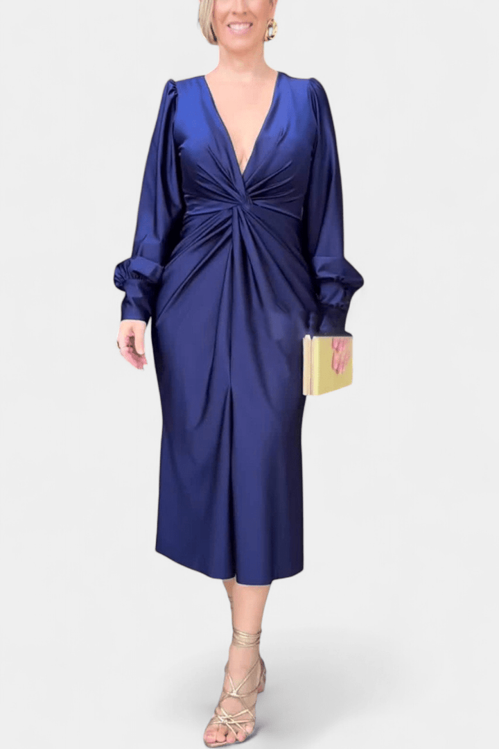 Bodil | Timeless V-Neck Dress