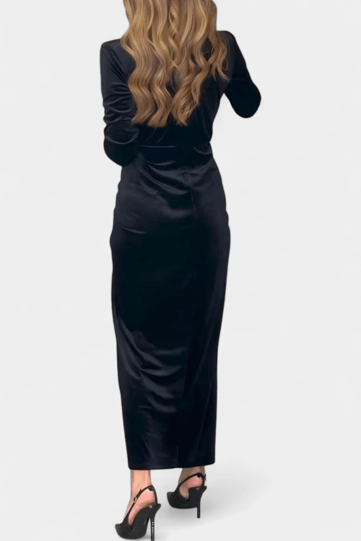 Karla | V-Neck Luxury