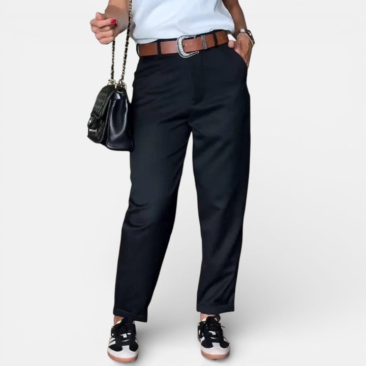 MATHILDA | ELEGANT, FIGURE-FLATTERING PANTS WITH STRIPES